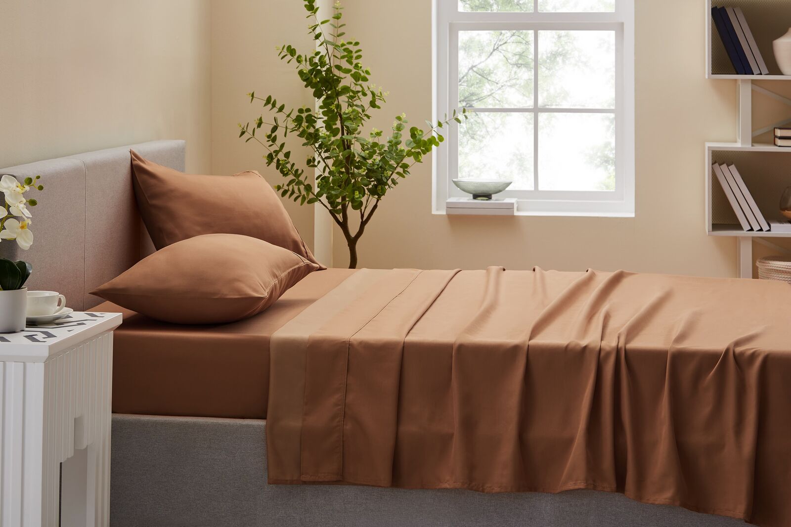 Trafalgar 1200TC Cotton Rich Bed Sheet Set (Chai, King)